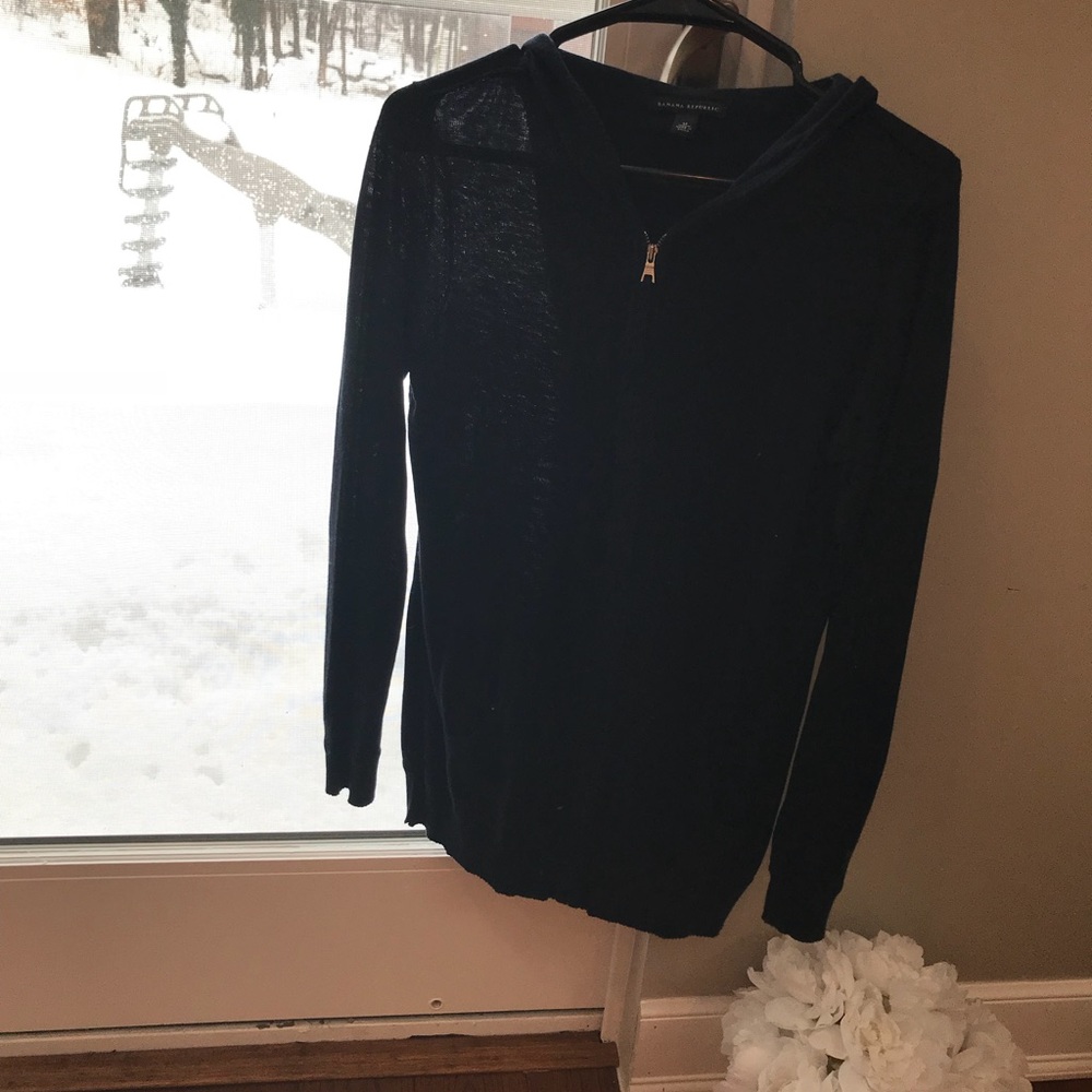 Banana Republic zip up sweater